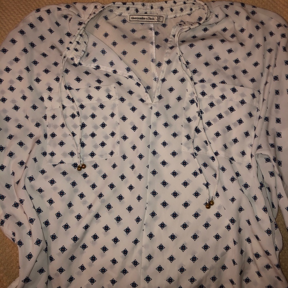 White Abercrombie & Fitch blouse